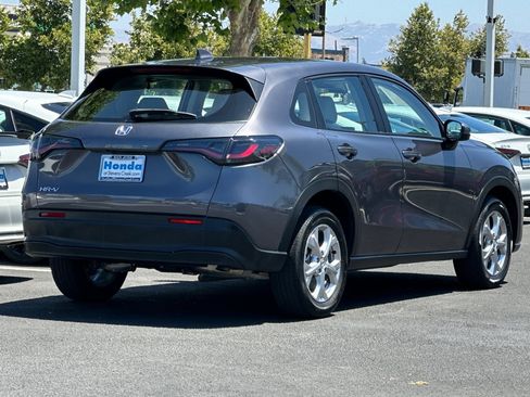 Used 2024 Honda HR-V LX image 8