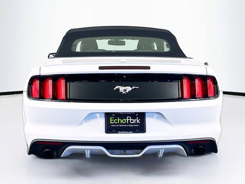 Used 2016 Ford Mustang Premium image 7