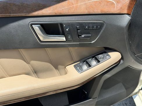 Used 2012 Mercedes-Benz E 350 Sedan image 12