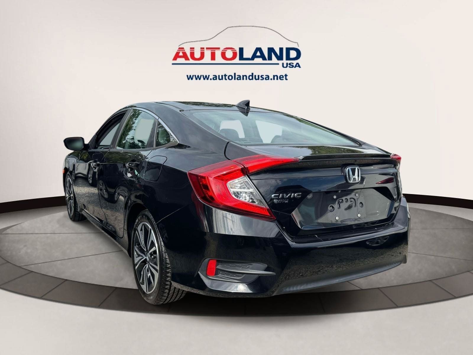 Used 2017 Honda Civic EX-L image 4