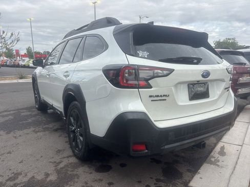 Used 2025 Subaru Outback Onyx Edition XT AWD/4WD image 4