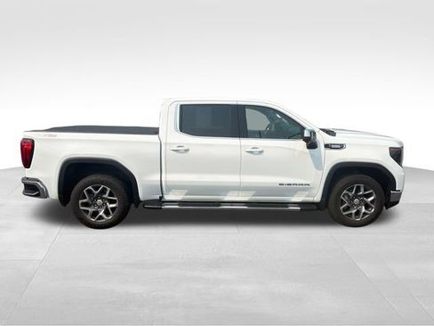 Used 2022 GMC Sierra 1500 SLE AWD/4WD image 7