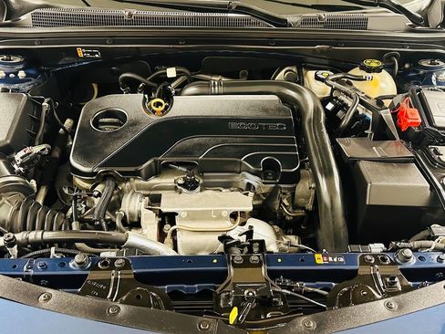 Used 2020 Chevrolet Malibu LT image 29