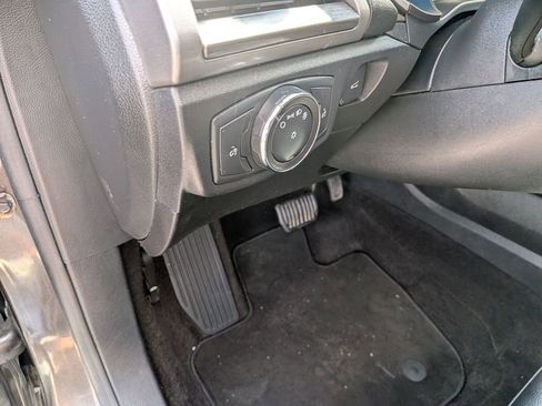 Used 2019 Ford Fusion SEL image 14