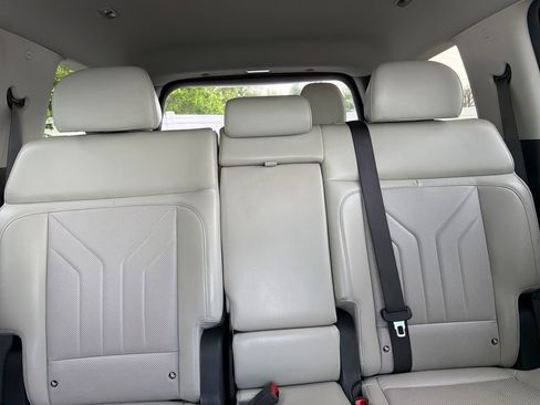 Used 2025 Hyundai Santa Fe SEL FWD image 50