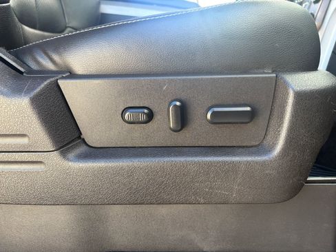 Used 2014 Ford F150 Lariat w/ Equipment Group 501A Mid AWD/4WD image 23
