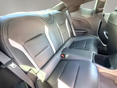 Used 2018 Chevrolet Camaro SS RWD image 14