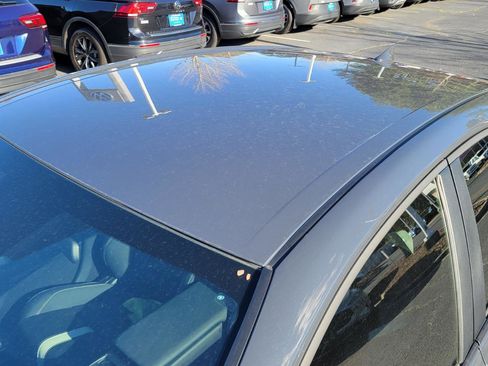 Used 2025 Toyota Camry SE image 8