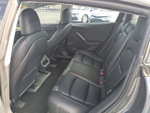 Used 2023 Tesla Model 3 Performance image 12
