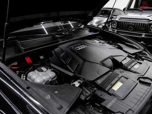 Used 2023 Audi Q8 Prestige image 63