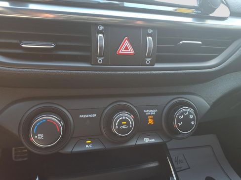 Used 2021 Kia Forte GT-Line FWD image 18