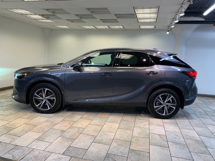 Used 2024 Lexus RX 350 Premium w/ Accessory Package (Z1) AWD/4WD image 4