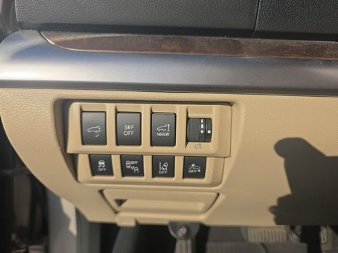 Used 2015 Subaru Outback 2.5i Limited AWD/4WD image 13