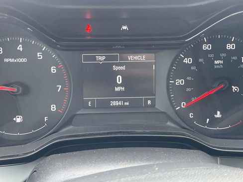 Used 2025 Chevrolet Trax LS image 25