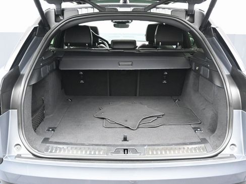 Used 2025 Land Rover Range Rover Velar S image 16
