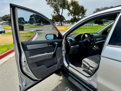 Used 2011 Honda CR-V SE image 10