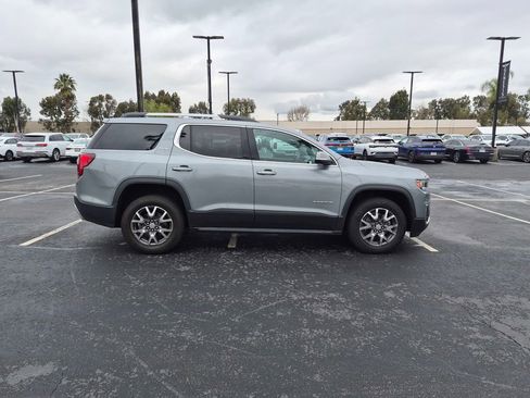 Used 2023 GMC Acadia SLE w/ Driver Convenience Package image 8