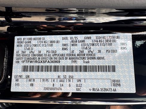 Used 2025 Ford F150 Raptor AWD/4WD image 33