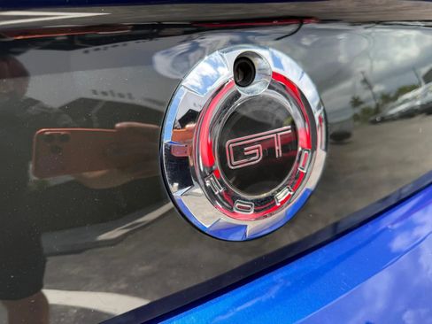Used 2005 Ford Mustang GT RWD image 42