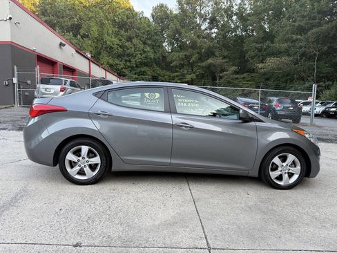 Used 2013 Hyundai Elantra GLS image 3