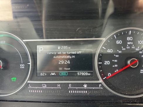 Used 2022 Kia Sorento EX w/ Panoramic Sunroof Package image 7