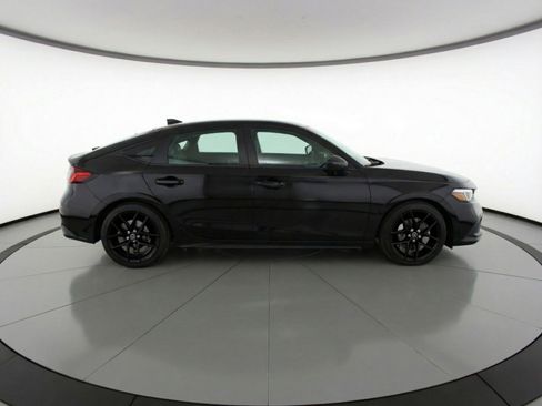 Used 2025 Honda Civic Sport image 11