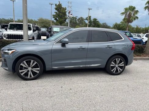 Used 2023 Volvo XC60 B5 Plus AWD/4WD image 2