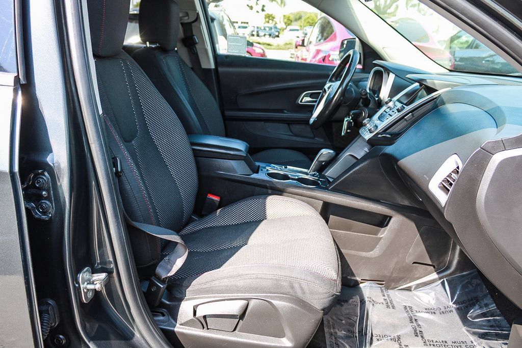 Used 2014 Chevrolet Equinox LT w/ Driver Convenience Package FWD image 16