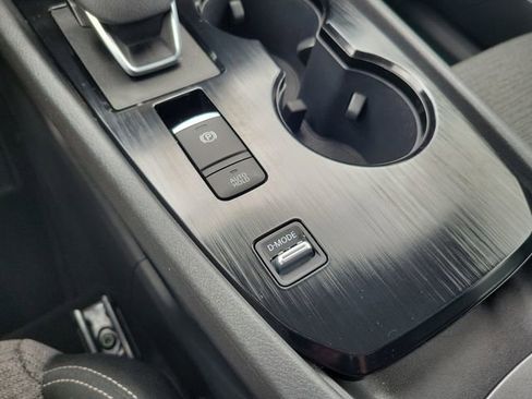 Used 2023 Nissan Rogue SV FWD image 26