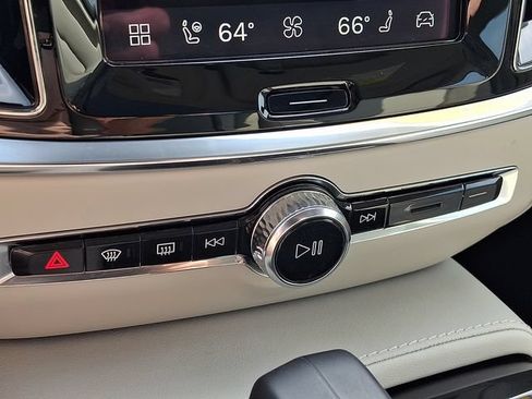 Certified 2025 Volvo S60 T8 Plus AWD/4WD image 18