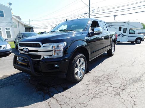 Used 2018 Ford F150 Platinum w/ Equipment Group 701A Luxury AWD/4WD image 2