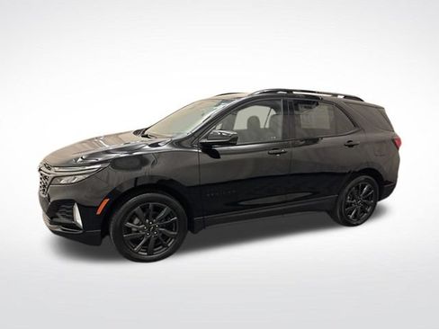 Used 2023 Chevrolet Equinox RS w/ LPO, Floor Liner Package FWD image 8