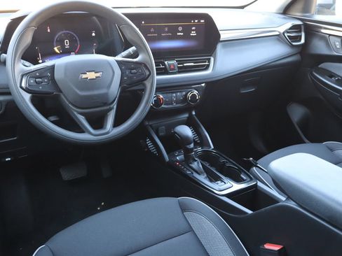 Used 2026 Chevrolet TrailBlazer LT AWD/4WD image 4