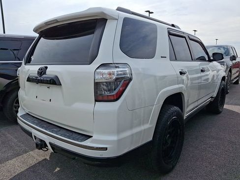 Used 2019 Toyota 4Runner Limited AWD/4WD image 5