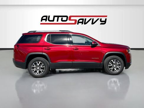 Used 2023 GMC Acadia SLE w/ Driver Convenience Package FWD image 8