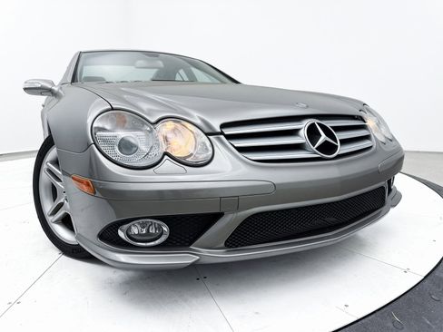 Used 2007 Mercedes-Benz SL 550 image 8