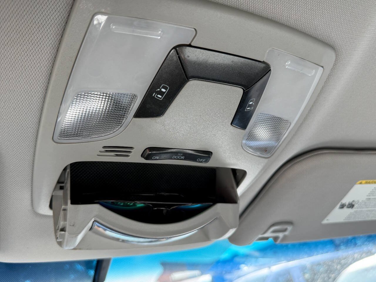 Used 2017 Toyota Sienna LE FWD image 37