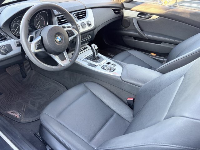 Used 2014 BMW Z4 sDrive28i RWD image 7