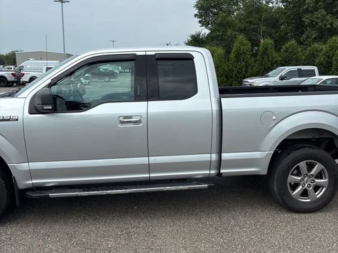 Used 2018 Ford F150 XLT w/ Equipment Group 302A Luxury AWD/4WD image 4
