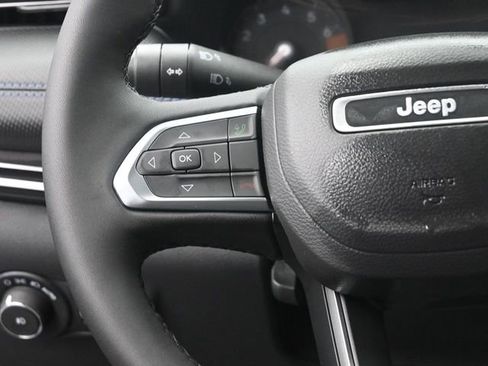 New 2026 Jeep Compass Latitude w/ Sun and Sound Group image 30