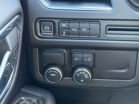 Used 2023 Chevrolet Tahoe LS RWD image 20