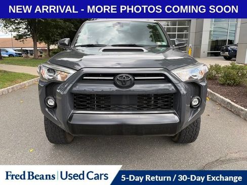 Used 2024 Toyota 4Runner TRD Off-Road Premium w/ Moonroof Package AWD/4WD image 9