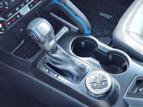 Used 2024 Ford Bronco Wildtrak image 22