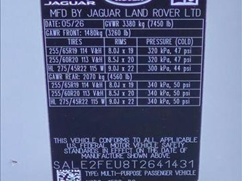 New 2026 Land Rover Defender 130 X-Dynamic SE AWD/4WD image 17