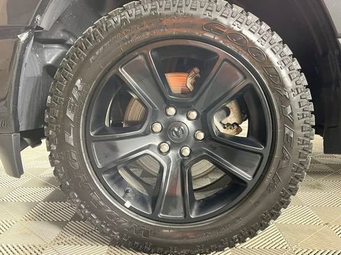 Used 2023 RAM 1500 Big Horn AWD/4WD image 10