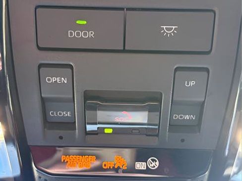 Used 2024 Lexus GX 550 image 46