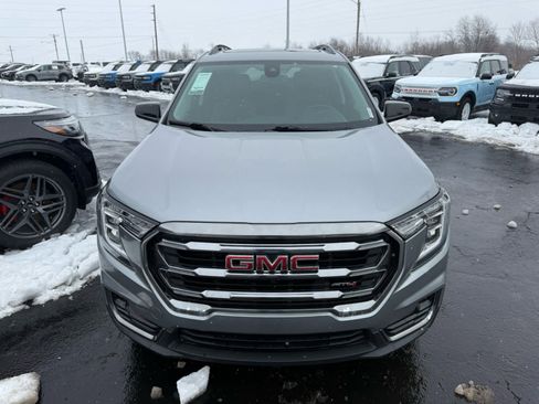 Used 2024 GMC Terrain AT4 image 21