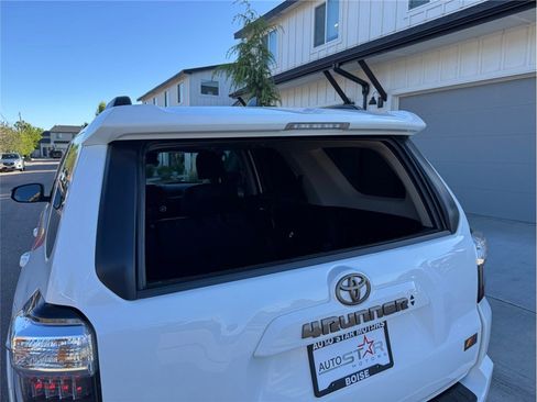 Used 2023 Toyota 4Runner 40th Anniversary SE AWD/4WD image 40