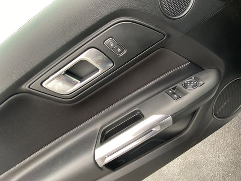 Used 2022 Ford Mustang GT w/ Equipment Group 301A image 10