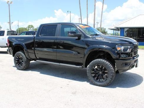 Used 2024 RAM 1500 Big Horn AWD/4WD image 14